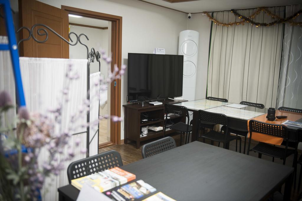 Jeong House Hotel Seoul Ngoại thất bức ảnh